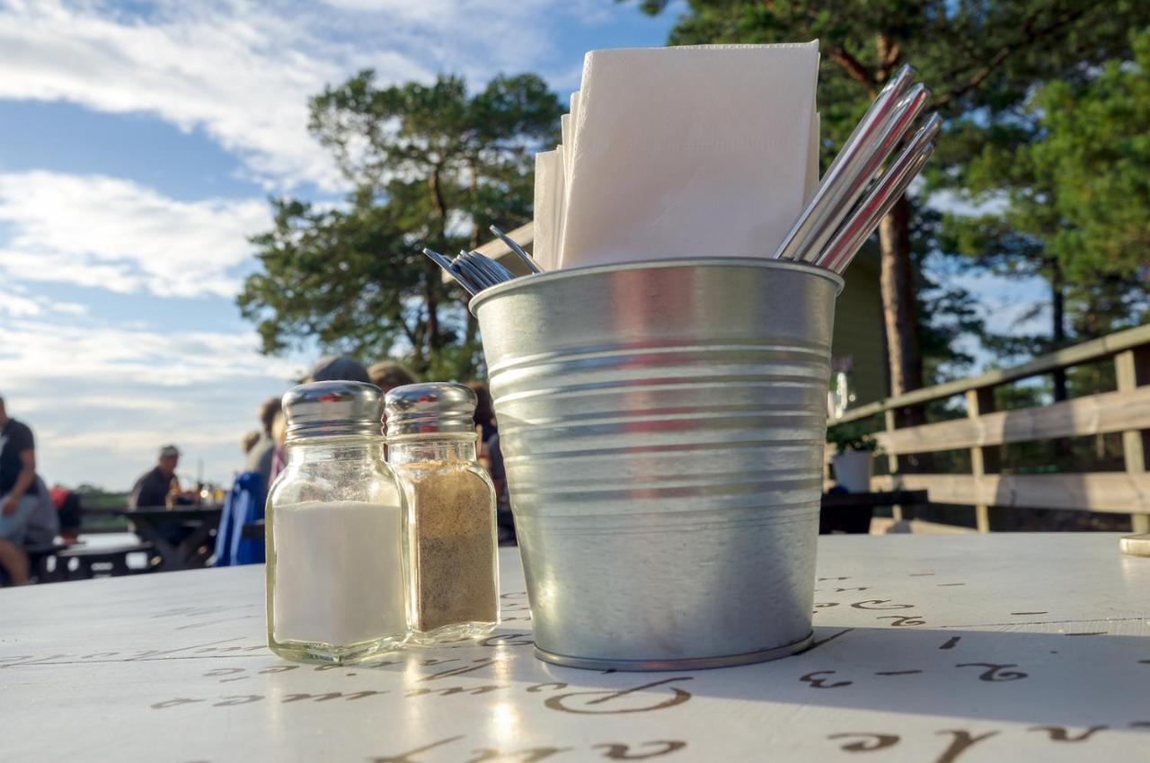 Vita Grindarna / Djuroe Havsbad Villa Djurhamn Luaran gambar